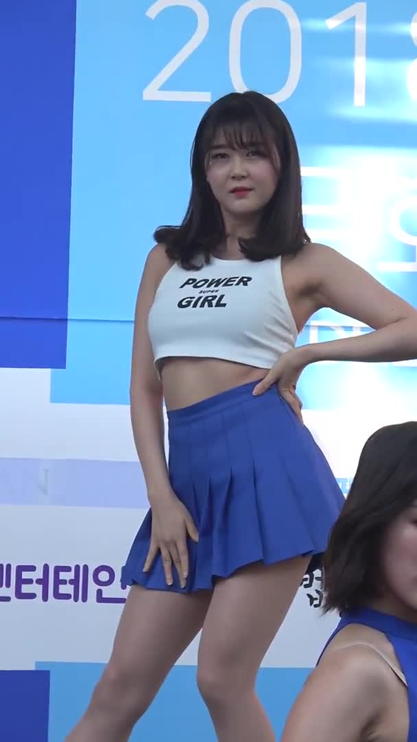 클라썸 ClawSome 댄스팀 [시온] 커버댄스 Miniskirt(짧은 치마) – AOA 1_3