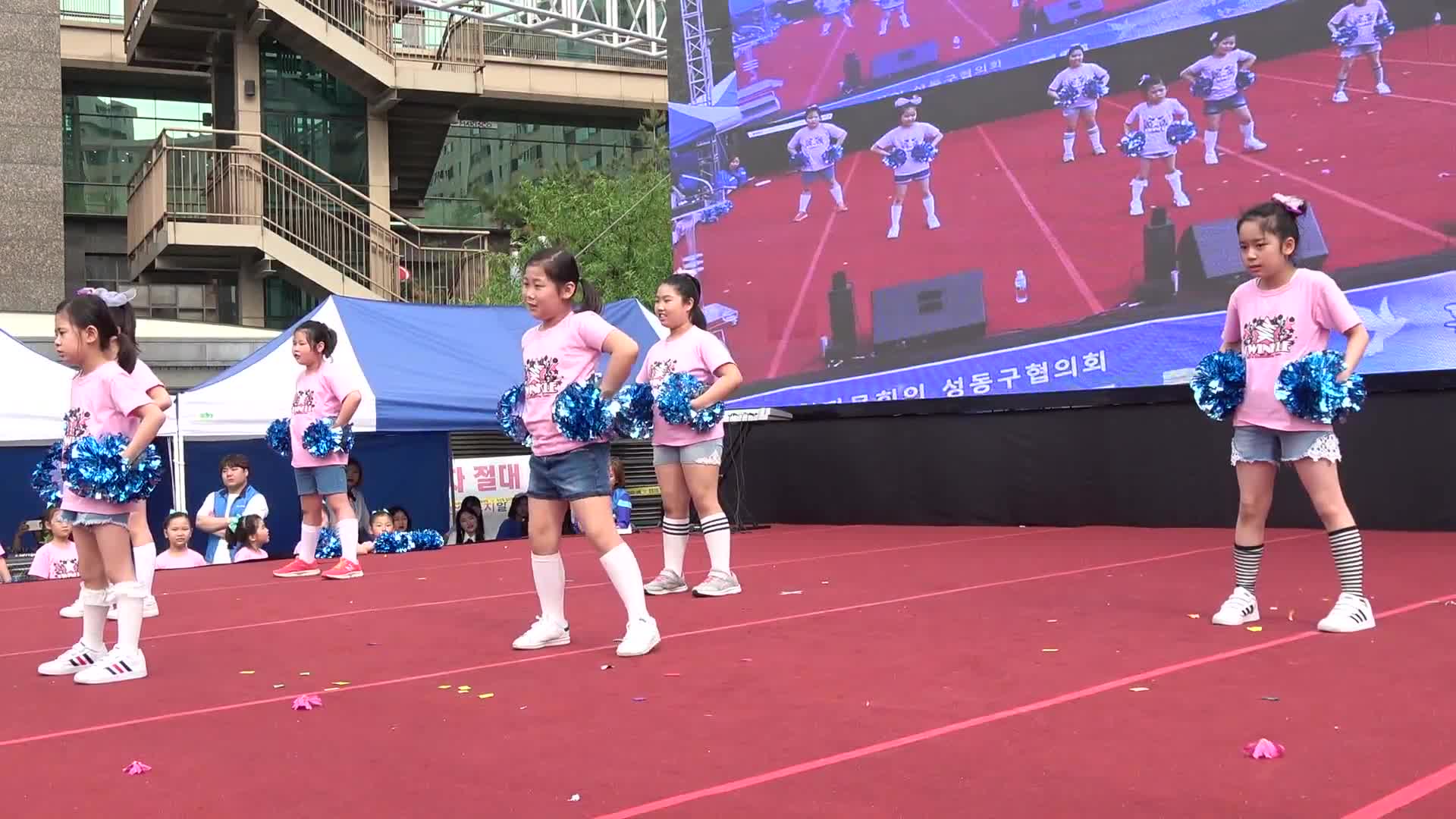 트윈클 어린이치어리더팀 성동 온마을대축제 와글와글 왕십리광장