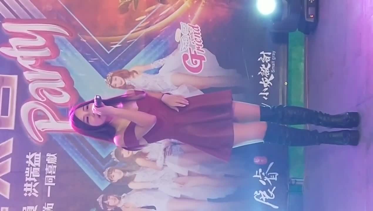 GF女朋友 紫紫 2019713台中市清水區三太宮唱歌